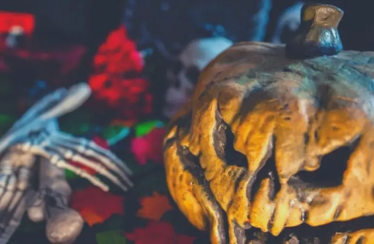 7 Amazing Ways to Celebrate Covid Safe Spooky Halloween