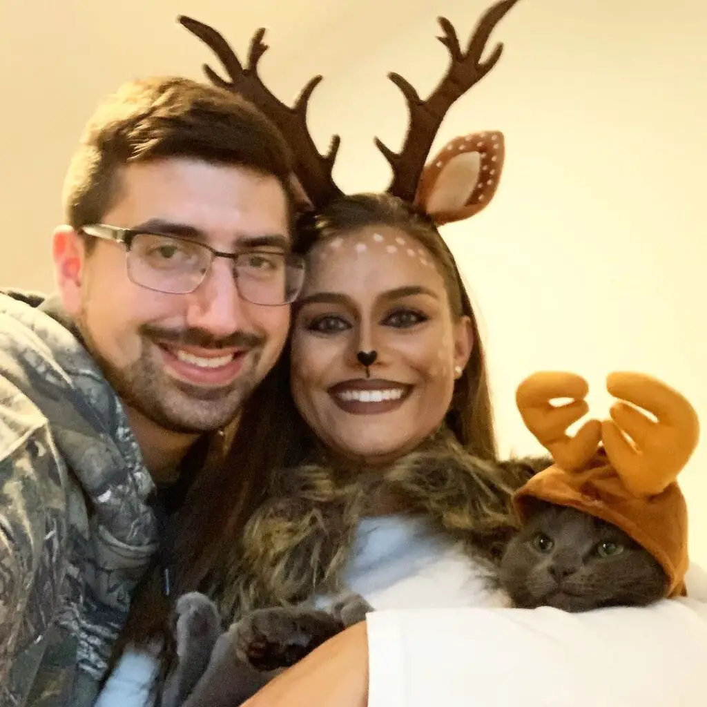 hunter and deer couples costume for a party
