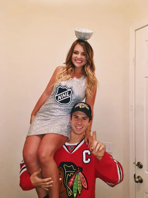 nhl-player-and-trophy-halloween-costume