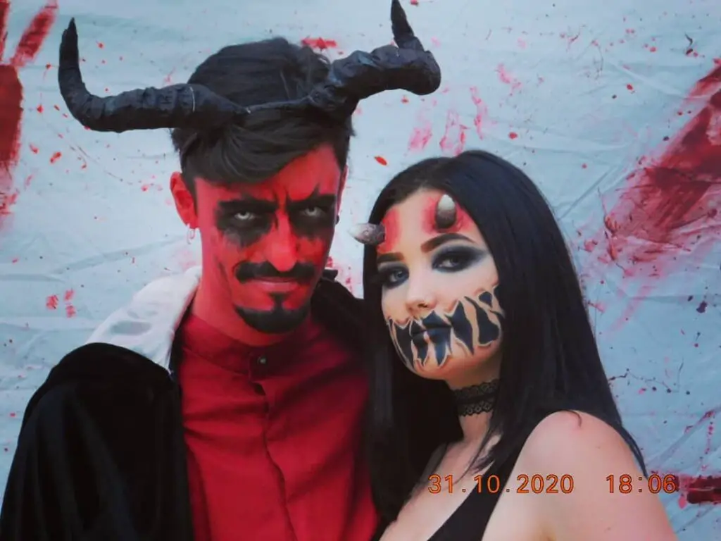 angle and devil couples halloween costume easy and scary