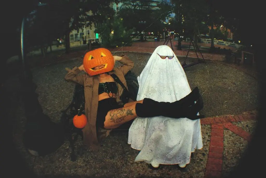 jack o lantern and the ghost diy couples halloween costumes