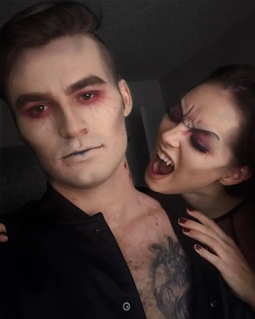 vampire couple DIY scary couples halloween costume ideas