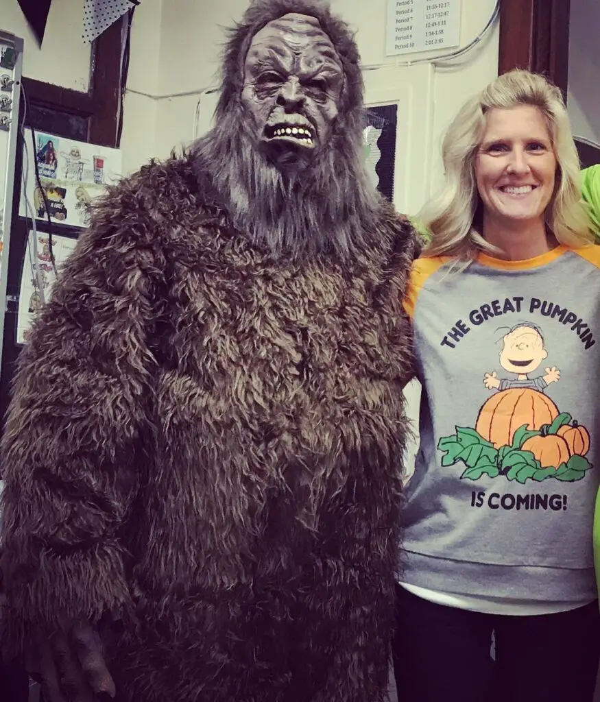 bigfoot costume for halloween party