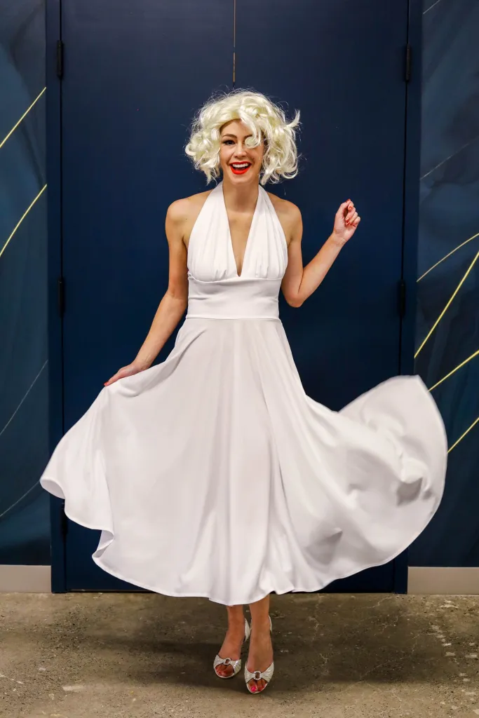 Marilyn Monroe costume for blonde Halloween Party